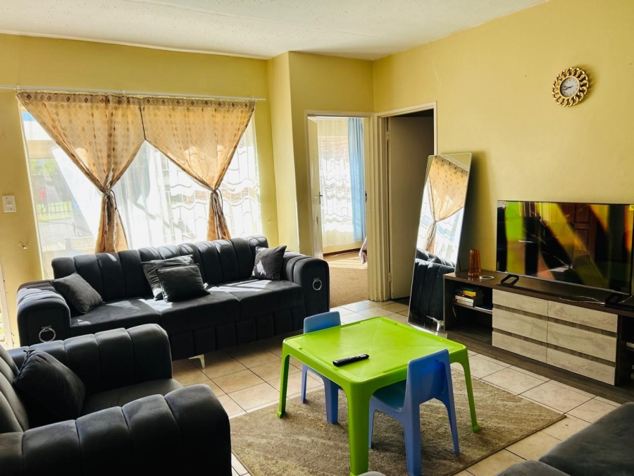 3 Bedroom Property for Sale in Langenhovenpark Free State